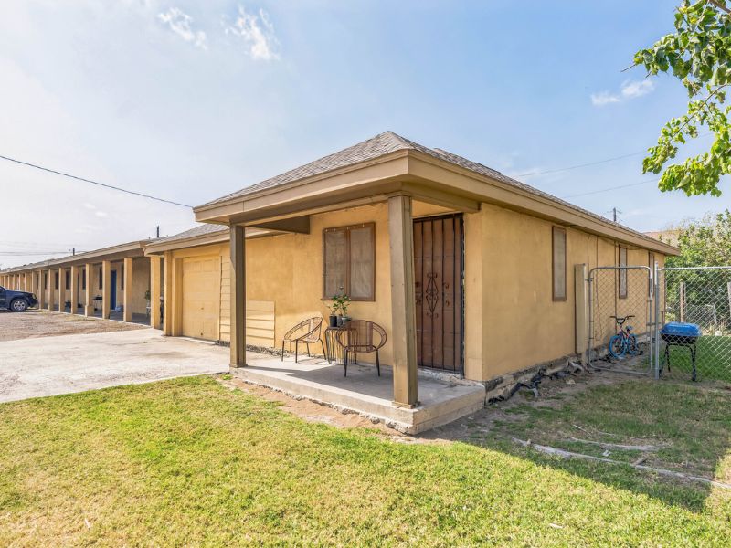 Weslaco Garden Apartments (1)